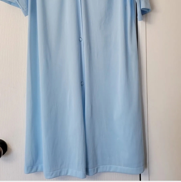 Vassarette Nightgown Robe Button Front Light Blue Nylon Size Small VTG - Picture 3 of 14